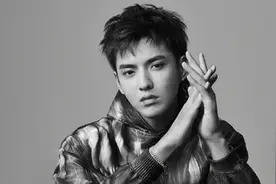 当年他们夸吴亦凡“特别干净”的时候，一定没想到今天图片