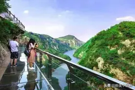 探访山东3大玻璃栈道，气势磅礴，独树一帜图片