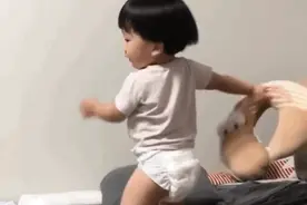 表情包：我想请你来我家坐坐图片