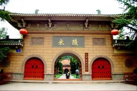 乾隆皇帝的金丝楠木棺材的原料，真的是从朱棣陵墓上偷来的吗？图片