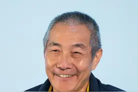 封城之后，潜入武汉的百亿富豪图片