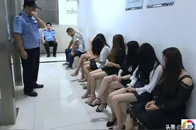 警方整治复杂场所，两天抓了354人，多对男女涉黄现场被抓图片