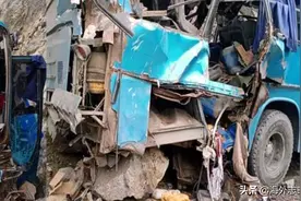 巴基斯坦班车爆炸导致中方人员伤亡，整个事件透着古怪图片