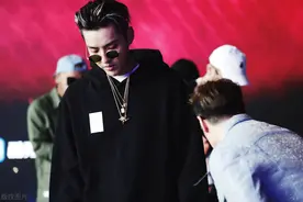 从韩国男团到中国顶流，资本力量如何捧出无才艺人吴亦凡？图片