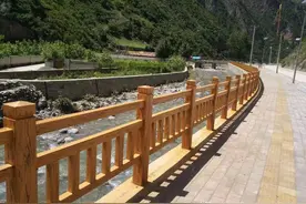 赣州水泥护栏 在新农村建设中兴起 因仿木护栏造型逼真而普及各地图片