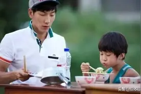 感动与辛酸，88位网友与父亲之间的故事图片