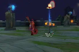 LOL一个R就能秒人的英雄 诺手需要血怒 他很轻松图片