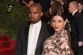 卡戴珊的孕期塑身衣引网友热议：孕妇为啥还要穿这个？不伤胎吗？图片