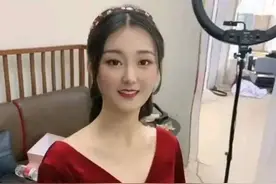 “大衣哥”冷了吗？没事，还有热乎儿媳妇亚男图片