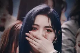 佳琪的眼睛 像是装了一个世界图片