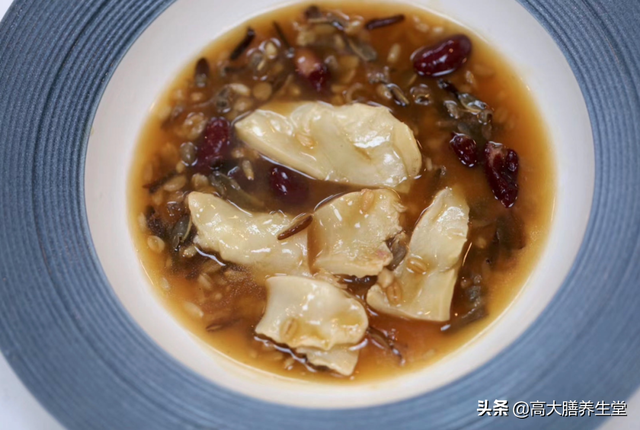 经期多久可以吃花胶 2026年经期多久可以吃花胶牛奶