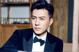 男人“戴手串”还是“手表”好看？三个理由告诉你，戴错很尴尬图片