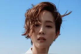 组图：张钧甯《Bella侬侬》封面写真大片 短发造型利落帅气图片