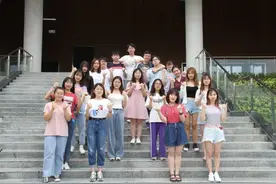 17人读研，4人入职名企！四川“超牛”学霸班，全班21人实现100%就业！图片