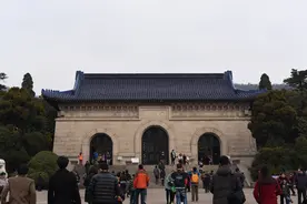 日军侵占南京后，对中山陵进行破坏了吗？图片