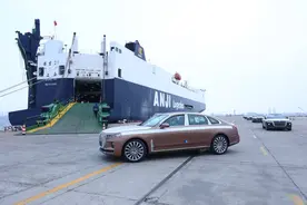 红旗H9不仅在国内热销，更出口海外，成迪拜土豪座驾图片