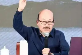跨界“当代老子”王东岳图片