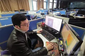 武大石家庄籍博士留校过年，埋头科研无暇忙年图片