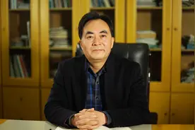 德阳中学校长田斌：让每个学生都有成就感！｜21城·21人图片
