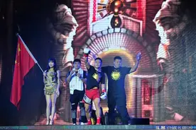 小虎铁英华面对泰国最硬男人星当，神龙摆尾上演惊世KO图片