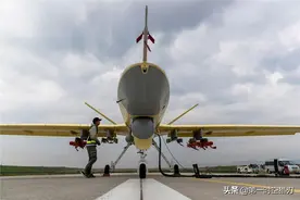 边境地区多次交火之后，中国火速支援巴铁，大批武器敞开供应图片