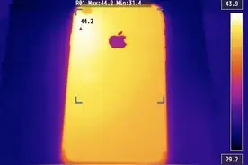 小米这次没吹牛？给手机装个“空调”，苹果华为不再发烧图片