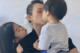 章子怡要与朱亚文拍戏？本尊晒与儿子亲吻照，还霸气辟谣：没听说图片