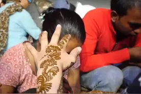 中国人在印度当有钱太太，5年换了9个厨师，公公一直不愿接受她图片