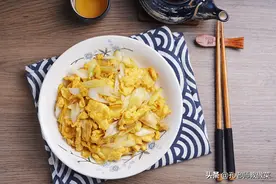 大葱炒鸡蛋图片