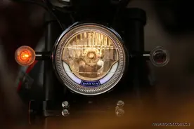 有点三阳野狼的感觉，又一款国产复古摩托上市，续航500公里图片