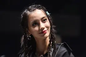 Angelababy脏辫野性十足，打碟变身嘻哈rapper图片