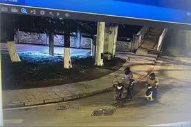 这也是没谁了 偷车贼跑交警大队把交警的摩托车偷走了图片