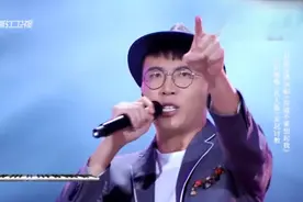 深情男孩唱《你就不要想起我》惊艳全场，唱哭妻子！全场陶醉了视频封面