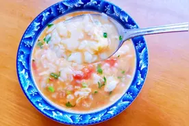 教你巧拌面疙瘩，颗粒细小口感润滑，做法简单一看就会