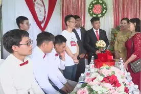 泰国一有钱人结婚，新娘真漂亮，不会是人妖吧？视频封面