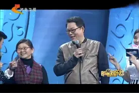 时隔25年女同学送祝福，高亚麟记不起名字好尴尬，最后场面感人视频封面