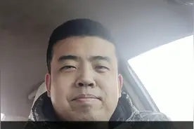 朋友多年不联系，叫我去参加婚礼，去还是不去？大家怎么看。视频封面