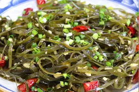 凉拌海带丝的做法，难怪饭店的那么好吃，诀窍就在这里，特别简单视频封面