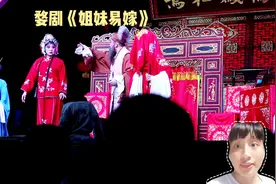 胖姑娘晓晓带奶奶去农村看戏，有她陪伴，老人家开心地看了3小时视频封面
