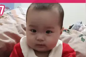 不知道宝宝为什么嗷嗷叫，原来是饿的，哈哈视频封面