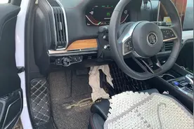 很多网友问比亚迪唐DM原地发电怎么操作？给大家看详细方法视频封面