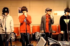 EXO曾经的四大主唱，鹿晗拿麦的姿势好乖，声音太干净灵动了