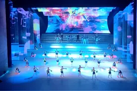 学校20周年校庆，20别来无young视频封面