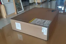 苹果官翻翻新机 2次电池循环视频封面