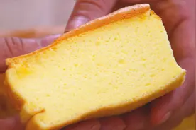 蛋糕详细做法，1把面粉6个鸡蛋，松软香甜不回缩，新手一看就会