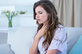 甲状腺结节回声不均匀什么意思？听听医生的解答视频封面