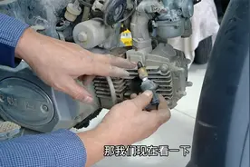 摩托车油门加不起、突然熄火、排气管放炮！真正的原因在这里视频封面