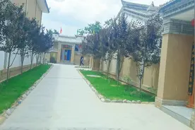 兰州西固大山里新开的休闲娱乐生态园，窑洞里度假避暑胜地