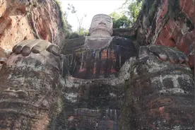 世界上最大的石刻大佛：乐山大佛视频封面