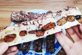 一层红豆一层枣，这才是北方传统年糕的做法，香甜软糯年夜饭必备